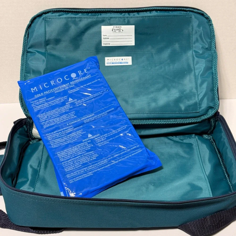 Pyrex Portable Teal Insulated Casserole Carrier Bag Microcore Hot Cold Thermal *